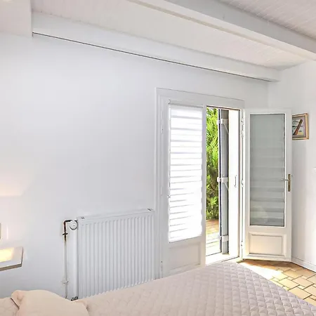 1 Bedroom Gorgeous In Cyprien Casa de Férias Saint-Cyprien (Pyrenees-Orientales)