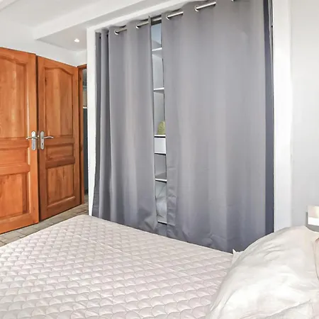 1 Bedroom Gorgeous In Cyprien Casa de Férias Saint-Cyprien (Pyrenees-Orientales)